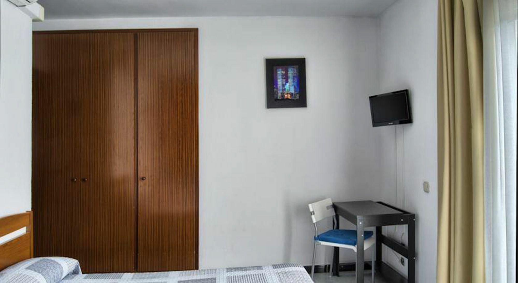 Hostal Bonavista Blanes Exterior photo